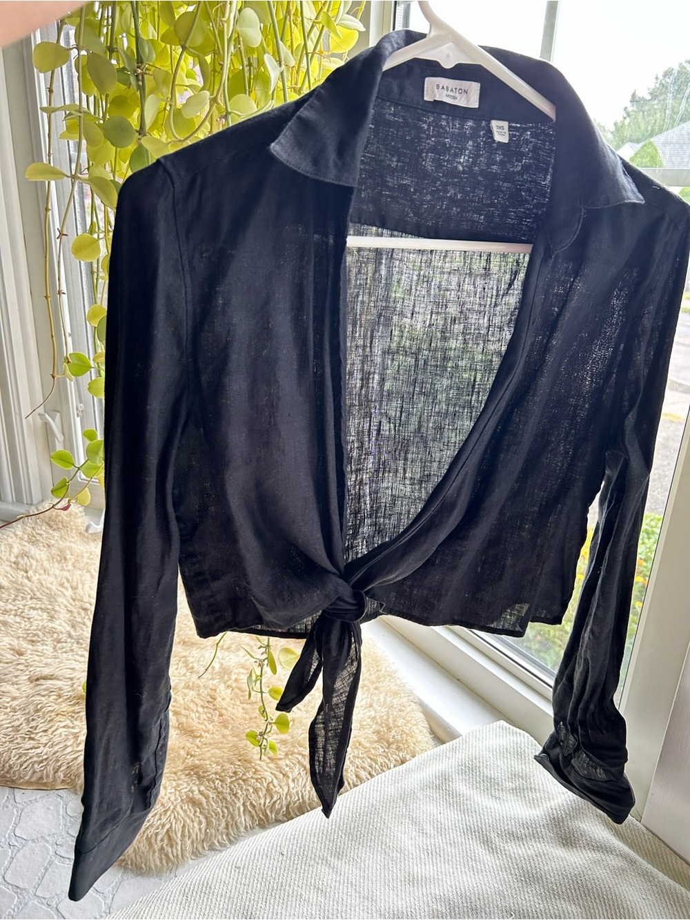 Aritzia Black Sheer Tie-Front Collared Blouse
